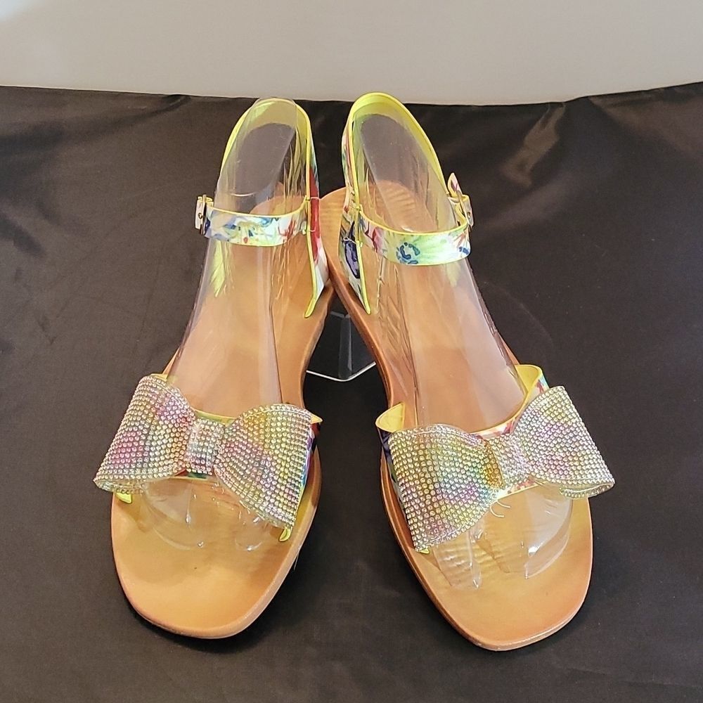 BRAND NEW SUNBATHE WOMEN"S SANDAL/ANKLE STRAP